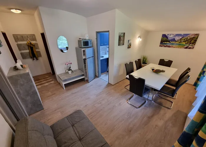 Alpen-appartementhof Apartman *